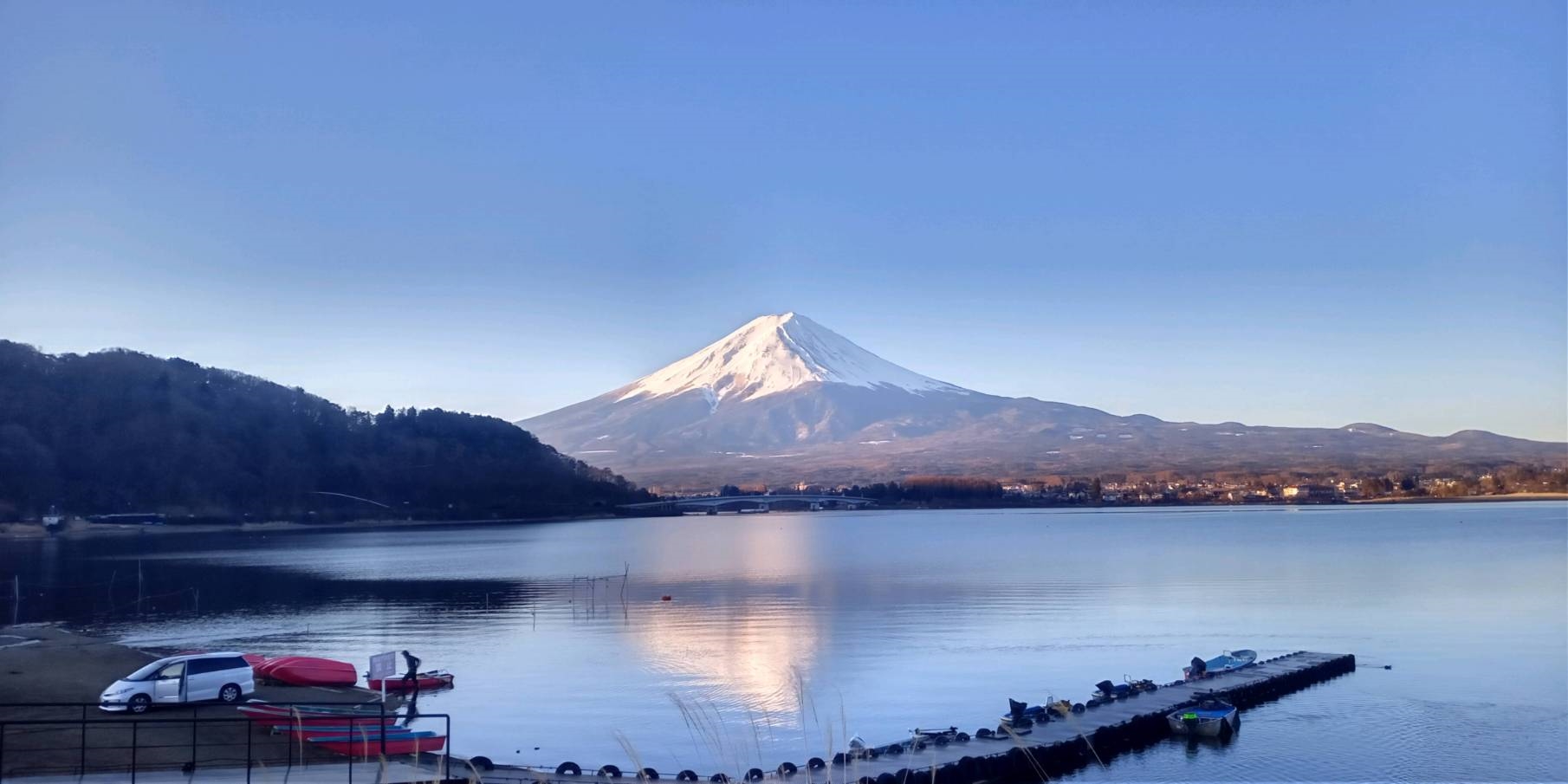 朝の富士